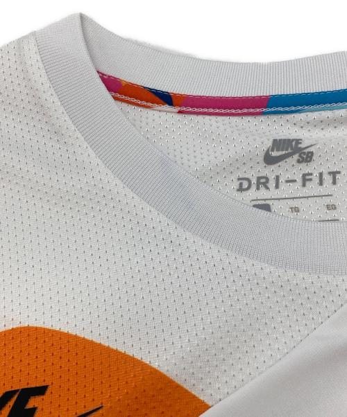 NIKE（ナイキ）NIKE (ナイキ) Tシャツ ホワイト サイズ:XLの古着・服飾アイテム