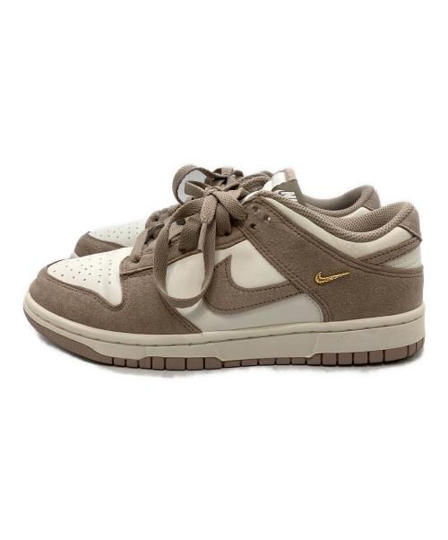 NIKE（ナイキ）NIKE (ナイキ) Dunk Low Malt Gold Mini Swoosh ホワイト×ブラウン サイズ:24.5cmの古着・服飾アイテム