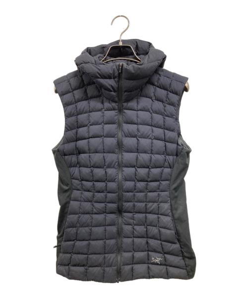 ARC'TERYX（アークテリクス）ARC'TERYX (アークテリクス) リコダウンベスト ブラック サイズ:Sの古着・服飾アイテム