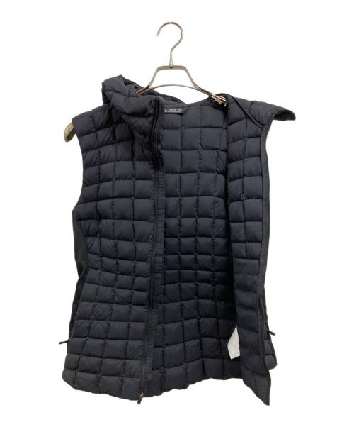 ARC'TERYX（アークテリクス）ARC'TERYX (アークテリクス) リコダウンベスト ブラック サイズ:Sの古着・服飾アイテム