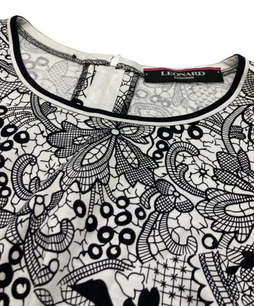 LEONARD FASHION（レオナールファッション）LEONARD FASHION (レオナールファッション) 総柄Tシャツ ブラック×ホワイト サイズ:40の古着・服飾アイテム