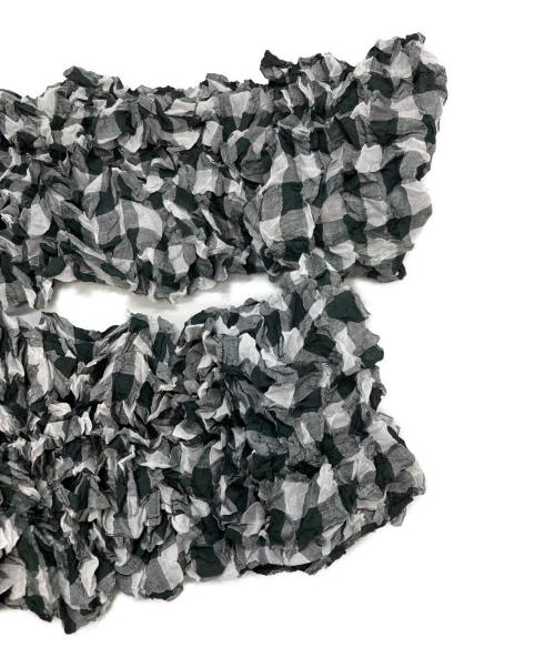ISSEY MIYAKE me（イッセイ ミヤケ ミー）ISSEY MIYAKE me (イッセイ ミヤケ ミー) チェックブラウス ホワイト×ブラック サイズ:不明の古着・服飾アイテム