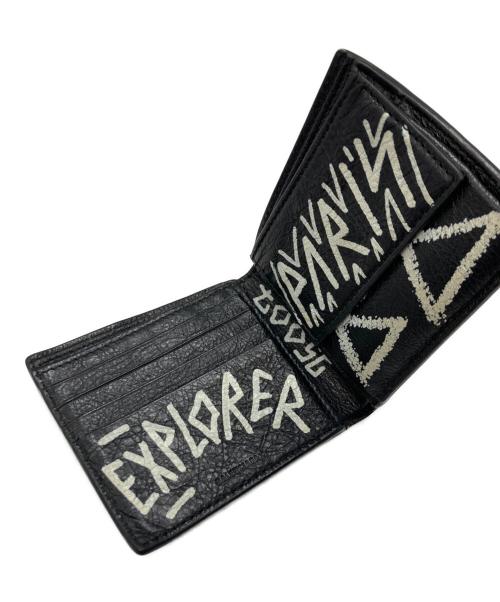 BALENCIAGA（バレンシアガ）BALENCIAGA (バレンシアガ) グラフィティ エクスプローラー スクエア コイン2つ折り財布の古着・服飾アイテム