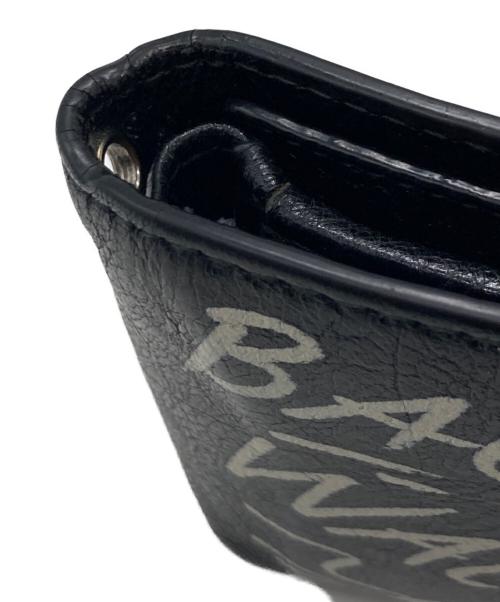 BALENCIAGA（バレンシアガ）BALENCIAGA (バレンシアガ) グラフィティ エクスプローラー スクエア コイン2つ折り財布の古着・服飾アイテム