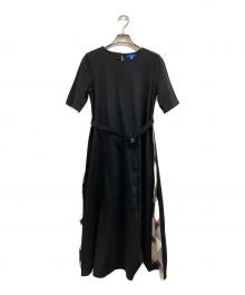 BLUE LABEL CRESTBRIDGE（ブルーレーベルクレストブリッジ）の古着「コンパクトライトポンチドレス」｜ブラック