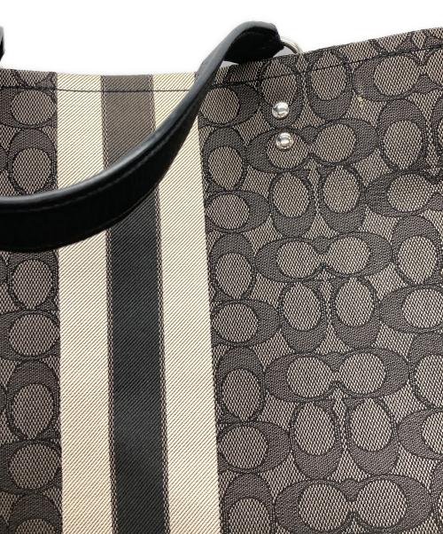 COACH（コーチ）COACH (コーチ) シグネチャー ジャカード ウィズ ストライプ アンド コーチ パッチ ブラウンの古着・服飾アイテム