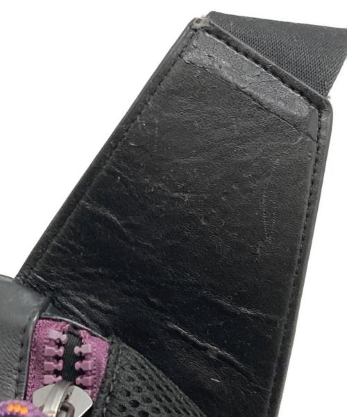 COACH（コーチ）COACH (コーチ) ダンボ ボディバッグ ブラックの古着・服飾アイテム