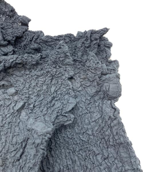 me ISSEY MIYAKE（ミーイッセイ ミヤケ）me ISSEY MIYAKE (ミーイッセイ ミヤケ) カリフラワーポロシャツ ネイビー サイズ:FREEの古着・服飾アイテム