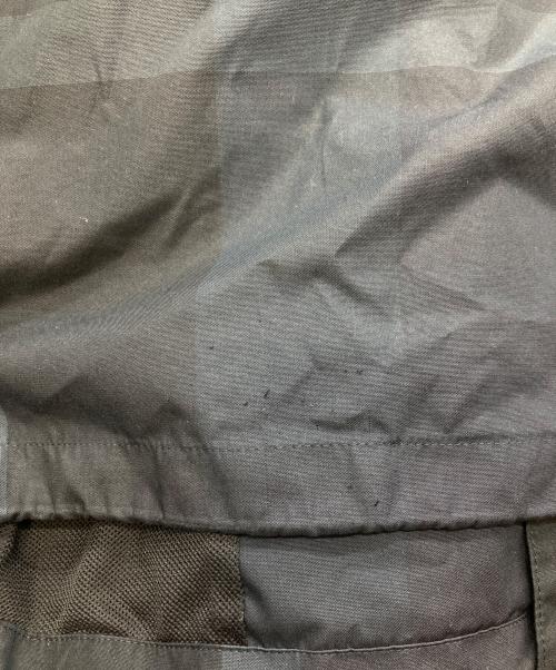 BLACK LABEL CRESTBRIDGE（ブラックレーベル クレストブリッジ）BLACK LABEL CRESTBRIDGE (ブラックレーベル クレストブリッジ) マウンテンジャケット ネイビー サイズ:Lの古着・服飾アイテム