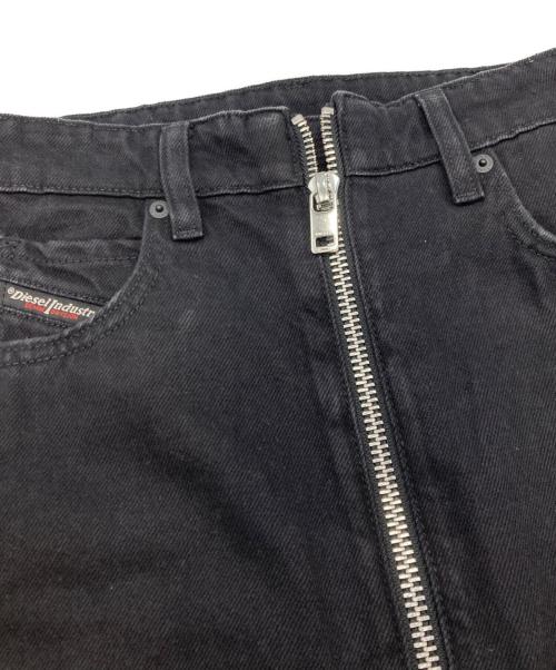 DIESEL（ディーゼル）DIESEL (ディーゼル) DE-PENCIL-ZIPデニムスカート ブラック サイズ:24の古着・服飾アイテム