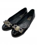 Salvatore Ferragamoサルヴァトーレ フェラガモ）の古着「ヴァラリボンパンプス」｜ブラック