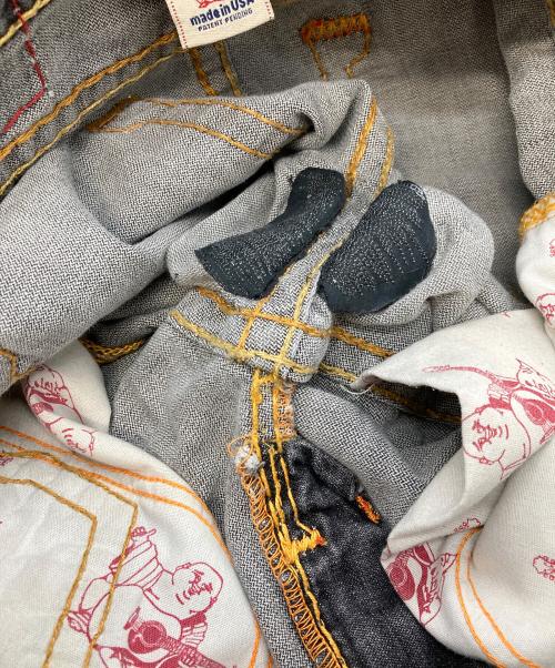 TRUE RELIGION（トゥルー レリジョン）TRUE RELIGION (トゥルー レリジョン) ブラックデニムフレアパンツ インディゴ サイズ:34の古着・服飾アイテム