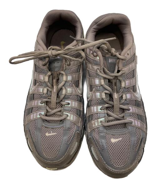 NIKE（ナイキ）NIKE (ナイキ) スニーカー グレー サイズ:27.5㎝の古着・服飾アイテム