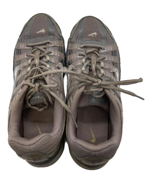 NIKE（ナイキ）NIKE (ナイキ) スニーカー グレー サイズ:27.5㎝の古着・服飾アイテム