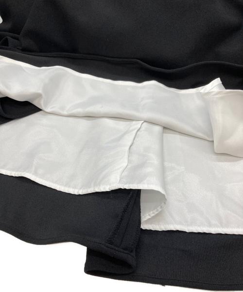 Calvin Klein（カルバンクライン）Calvin Klein (カルバンクライン) ワンピース ホワイト×ブラック サイズ:6 未使用品の古着・服飾アイテム