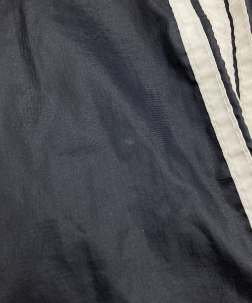 adidas（アディダス）adidas (アディダス) プルオーバー ブラック サイズ:Mの古着・服飾アイテム