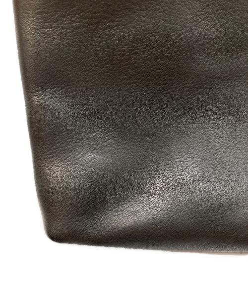 SLOW&CO（スロウアンドコー）Slow&co (スロウアンドコー) レザーショルダーバッグ ブラックの古着・服飾アイテム