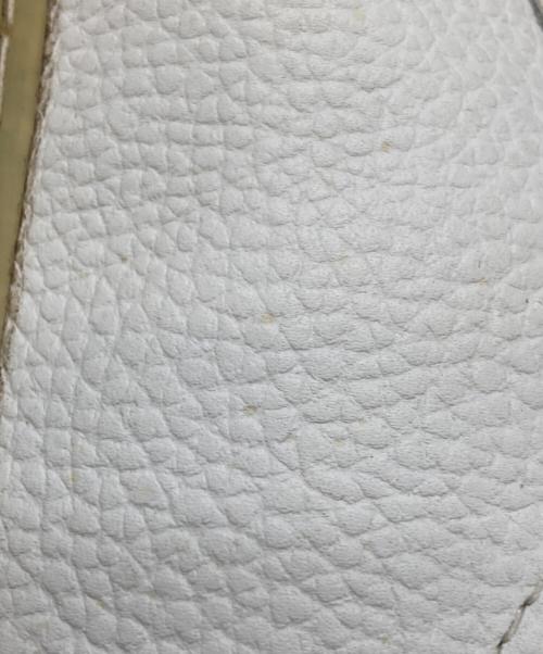 ARMANI EXCHANGE（アルマーニ エクスチェンジ）ARMANI EXCHANGE (アルマーニ エクスチェンジ) スニーカー ホワイト サイズ:25cmの古着・服飾アイテム