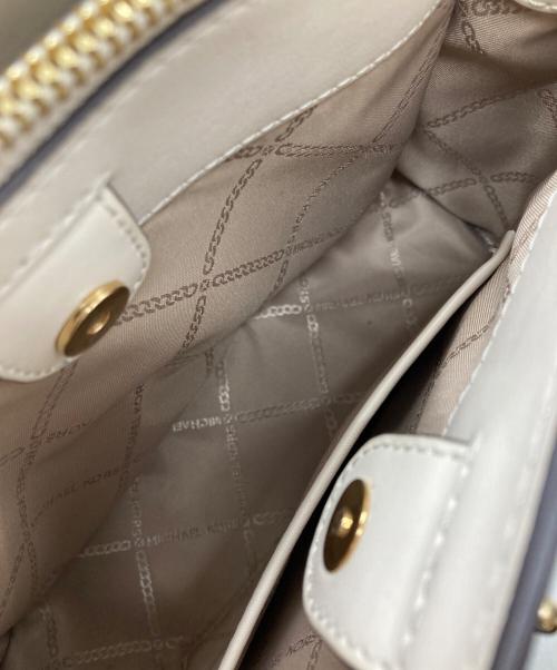 MICHAEL KORS（マイケルコース）MICHAEL KORS (マイケルコース) パドロック ハンドバッグ アイボリーの古着・服飾アイテム