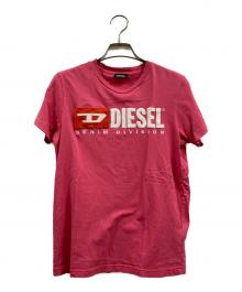 DIESEL（ディーゼル）の古着「Tシャツ」｜ピンク