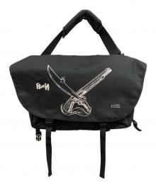 stussy×NEIGHBORHOOD（ステューシー×ネイバーフッド）の古着「BONEYARDSメッセンジャーバッグ」｜ブラック
