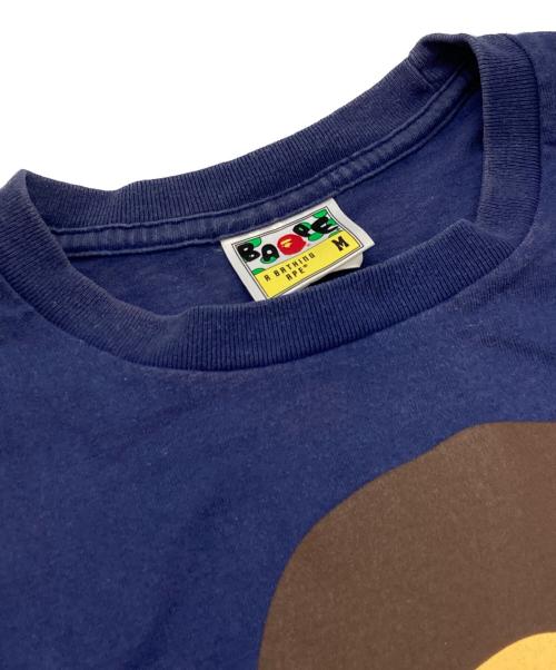 A BATHING APE（アベイシングエイプ）A BATHING APE (アベイシングエイプ) プリントTシャツ ネイビー サイズ:Mの古着・服飾アイテム