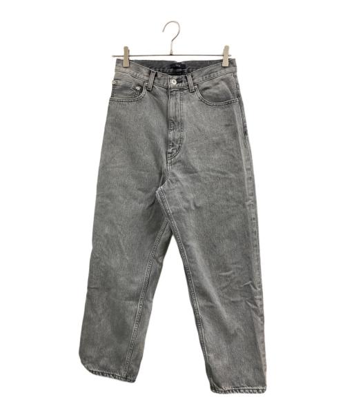 YLEVE（イレーヴ）YLEVE (イレーヴ) 13.5oz DENIM BAGGY FADE グレーの古着・服飾アイテム
