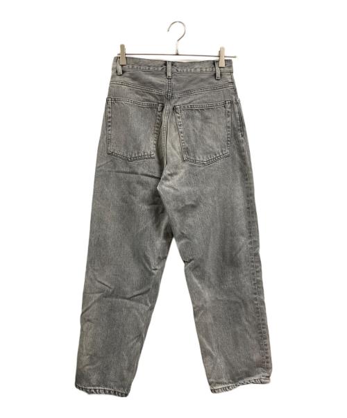YLEVE（イレーヴ）YLEVE (イレーヴ) 13.5oz DENIM BAGGY FADE グレーの古着・服飾アイテム
