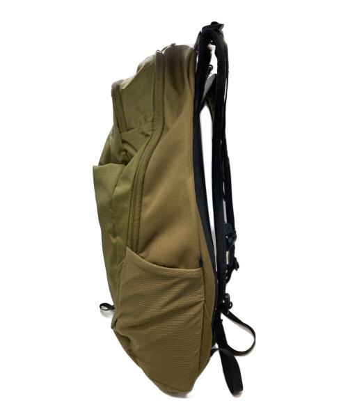 THE NORTH FACE（ザ ノース フェイス）THE NORTH FACE (ザ ノース フェイス) BASIN リュック カーキの古着・服飾アイテム