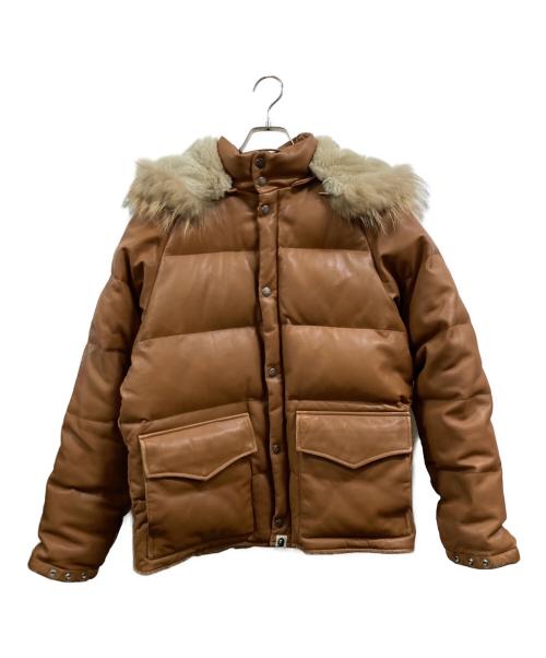 A BATHING APE（アベイシングエイプ）A BATHING APE (アベイシングエイプ) レザーダウンジャケット ブラウン サイズ:Sの古着・服飾アイテム