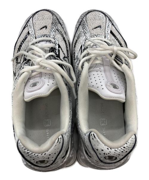 NIKE（ナイキ）NIKE (ナイキ) SHOX RIDE 2 WHITE/MTLC PLATINUM-BLACK-FLT GOLD ホワイト サイズ:26.5cmの古着・服飾アイテム