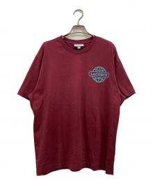 LACOSTE（ラコステ）の古着「グラデーションネームロゴバックプリントTシャツ」｜ワインレッド