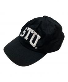 stussy（ステューシー）の古着「STU ARCH STRAPBACK CAP」｜ブラック