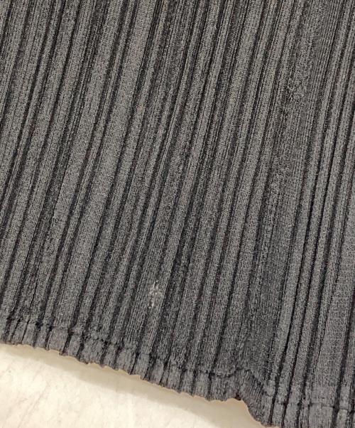 PLEATS PLEASE（プリーツプリーズ）PLEATS PLEASE (プリーツプリーズ) ロングプリーツパーカー ブラック サイズ:4の古着・服飾アイテム