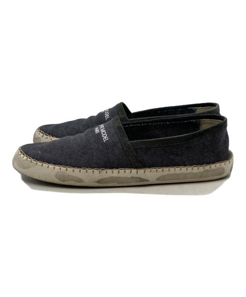 PHILIPPE MODEL（フィリップ モデル）PHILIPPE MODEL (フィリップ モデル) スリッポン ネイビー サイズ:41の古着・服飾アイテム