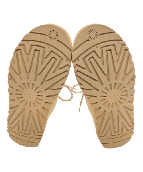 UGG（アグ）UGG (アグ) Neumelチャッカブーツ ベージュ サイズ:26cmの古着・服飾アイテム