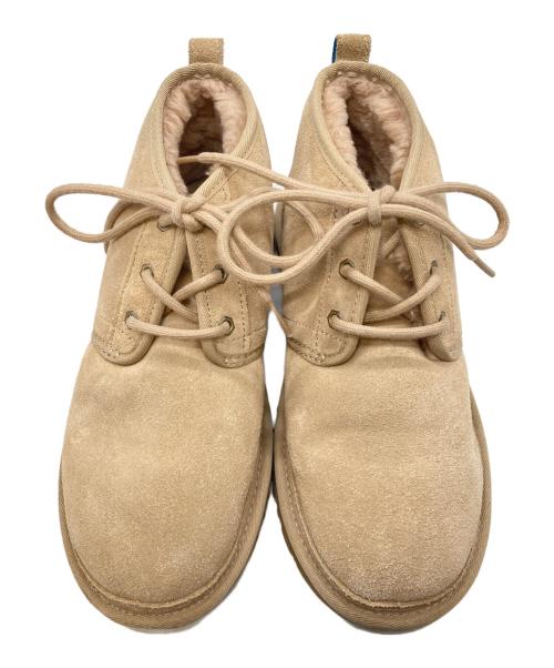 UGG（アグ）UGG (アグ) Neumelチャッカブーツ ベージュ サイズ:26cmの古着・服飾アイテム