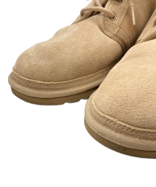 UGG（アグ）UGG (アグ) Neumelチャッカブーツ ベージュ サイズ:26cmの古着・服飾アイテム