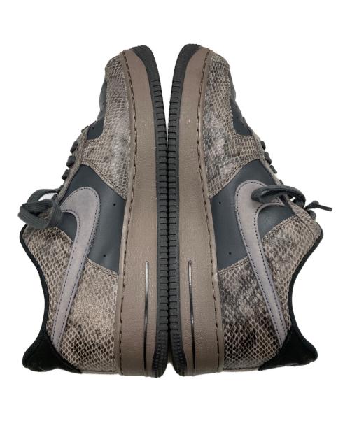 NIKE（ナイキ）NIKE (ナイキ) スニーカー グレー サイズ:28cmの古着・服飾アイテム
