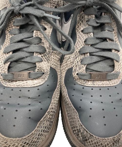 NIKE（ナイキ）NIKE (ナイキ) スニーカー グレー サイズ:28cmの古着・服飾アイテム