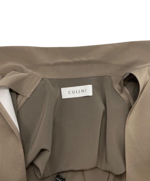 CULLNI（クルニ）CULLNI (クルニ) Dry Stretch Twill Drawstring Open Coller Short Sleeve Jaket ベージュ サイズ:2の古着・服飾アイテム