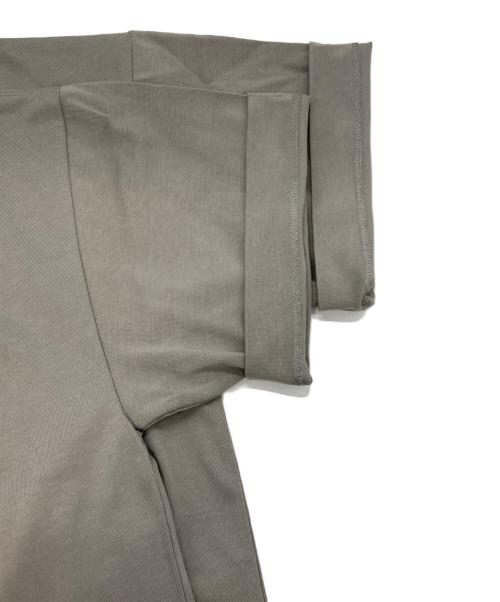 SLOANE（スローン）SLOANE (スローン) eclat (エクラ) 【村山佳世子さん別注】ショート丈Tシャツ グレー サイズ:2の古着・服飾アイテム