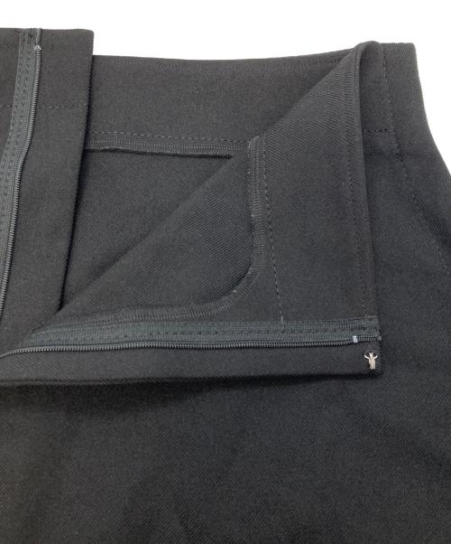 COMME des GARCONS（コムデギャルソン）COMME des GARCONS (コムデギャルソン) 12AW変形スカート ブラック サイズ:Ｓの古着・服飾アイテム