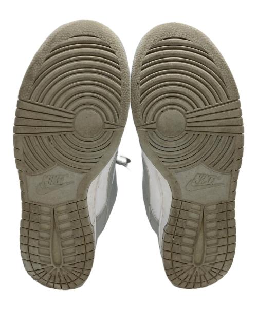 NIKE（ナイキ）NIKE (ナイキ) スニーカー グレー×ホワイト サイズ:27.5の古着・服飾アイテム