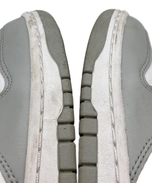 NIKE（ナイキ）NIKE (ナイキ) スニーカー グレー×ホワイト サイズ:27.5の古着・服飾アイテム