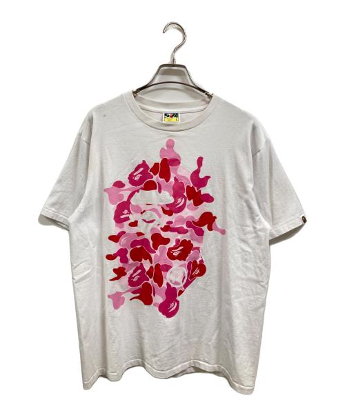A BATHING APE（アベイシングエイプ）A BATHING APE (アベイシングエイプ) ABC Camo Rebuild Big Ape Head T-Shirt ホワイト×ピンク サイズ:XLの古着・服飾アイテム