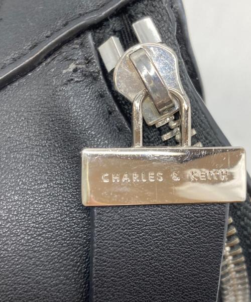 CHARLES & KEITH（チャールズアンドキース）CHARLES & KEITH (チャールズアンドキース) ショルダーバッグ ブラックの古着・服飾アイテム