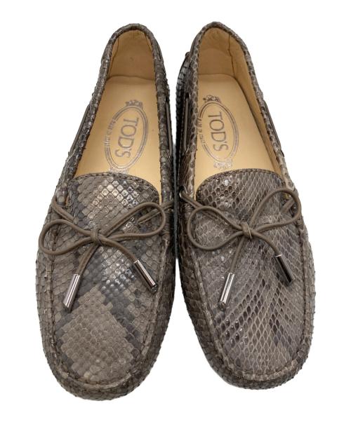 TOD'S（トッズ）TOD'S (トッズ) パイソンドライビングシューズ グレー サイズ:22.5cmの古着・服飾アイテム