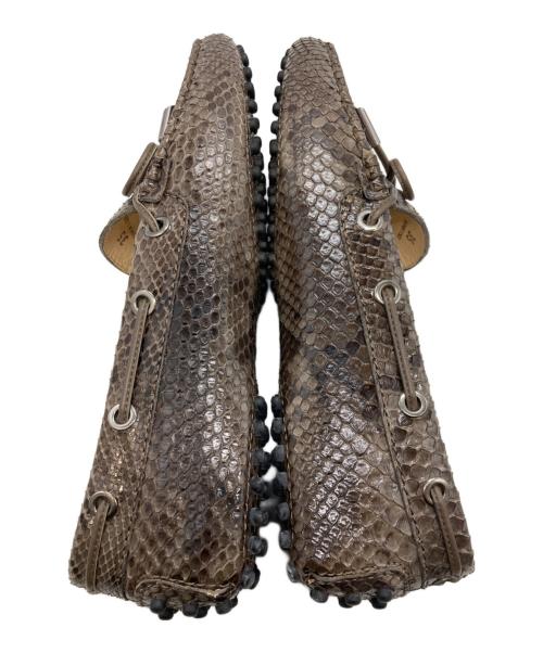 TOD'S（トッズ）TOD'S (トッズ) パイソンドライビングシューズ グレー サイズ:22.5cmの古着・服飾アイテム