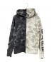 A BATHING APE（アベイシングエイプ）の古着「CAMO SHARK ZIP HOODE」｜ブラック×ホワイト